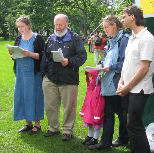 Fis adult Gaelic singing 
                      group