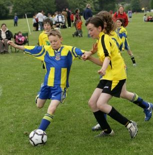 footballing Gaels in action